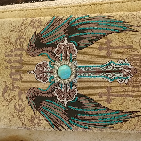 Montana West Crossbody Wallet Bag - Picture 4 of 16